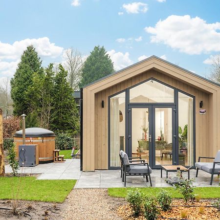 Veluwepark De Bosgraaf | Comfort Met Hottub Lieren Kültér fotó