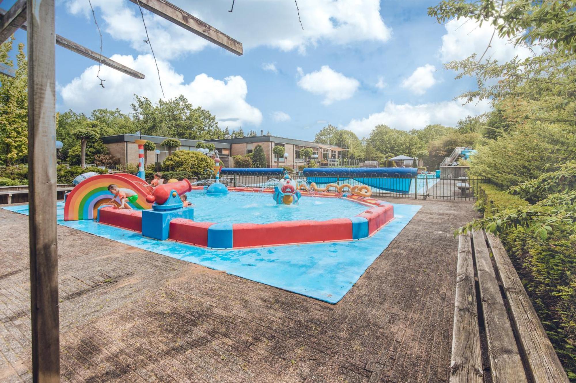 Veluwepark De Bosgraaf | Comfort Met Hottub Lieren Kültér fotó