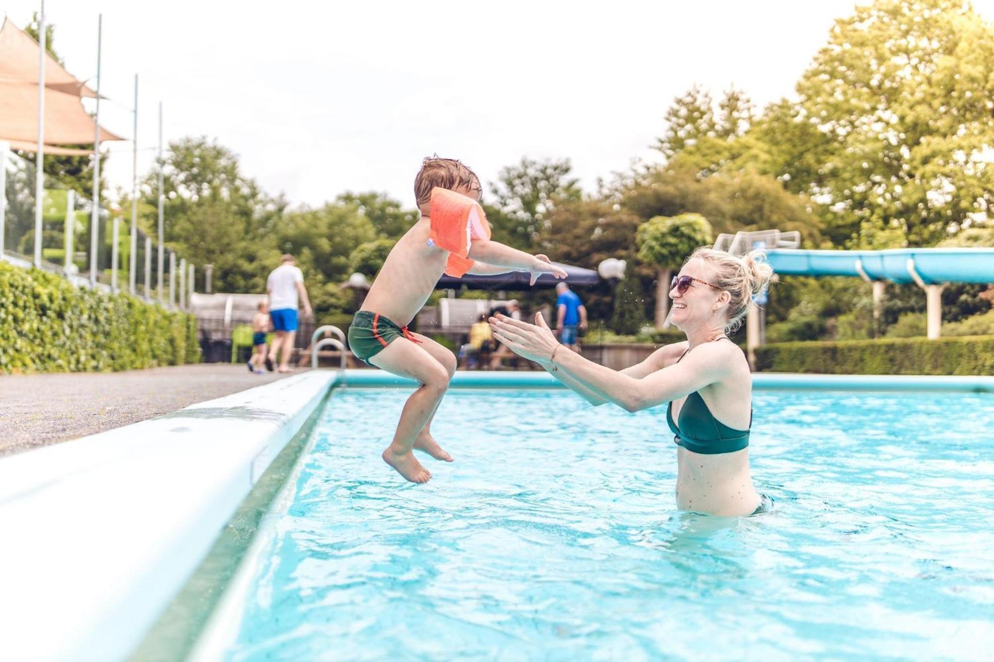 Veluwepark De Bosgraaf | Comfort Met Hottub Lieren Szoba fotó