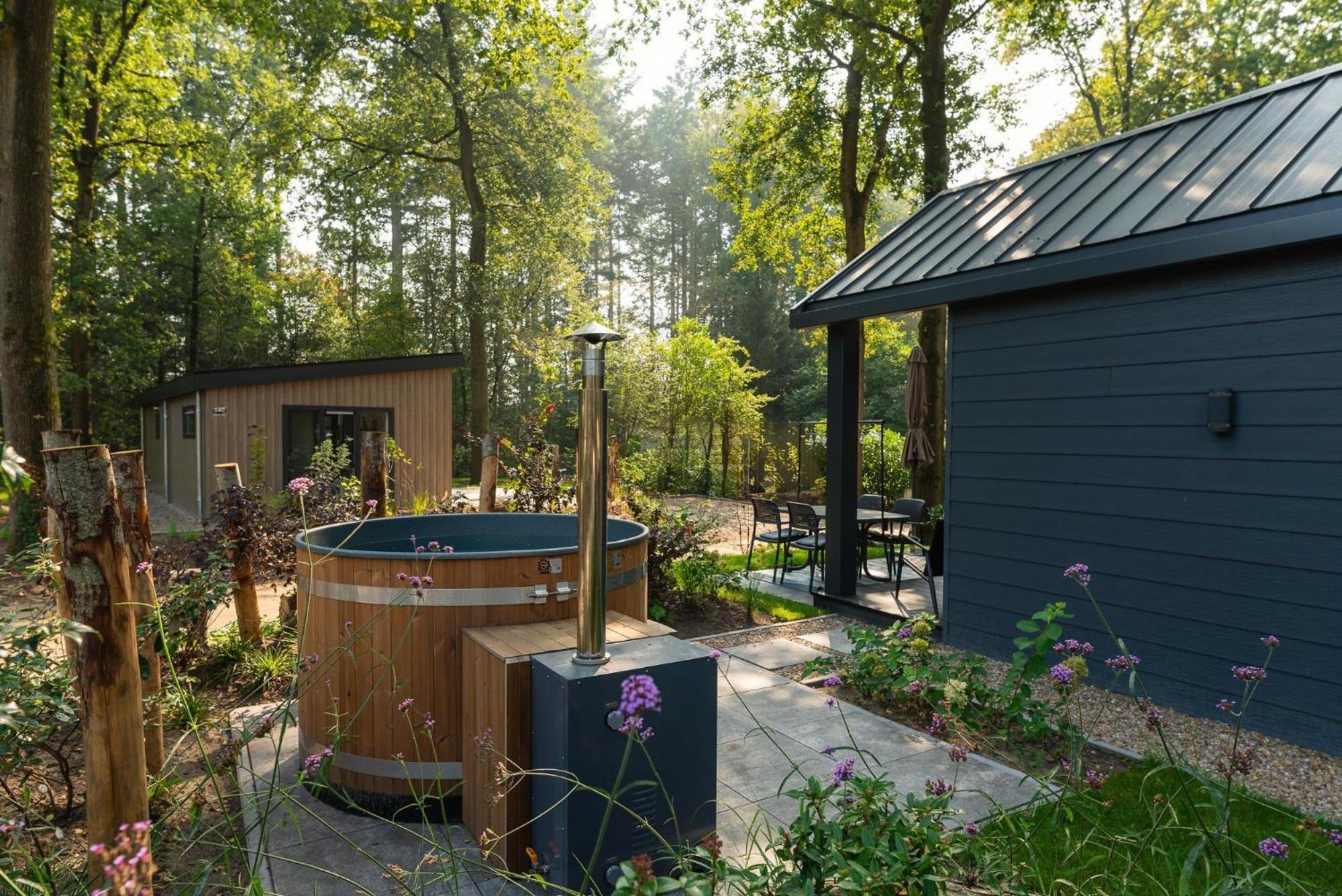Veluwepark De Bosgraaf | Comfort Met Hottub Lieren Kültér fotó