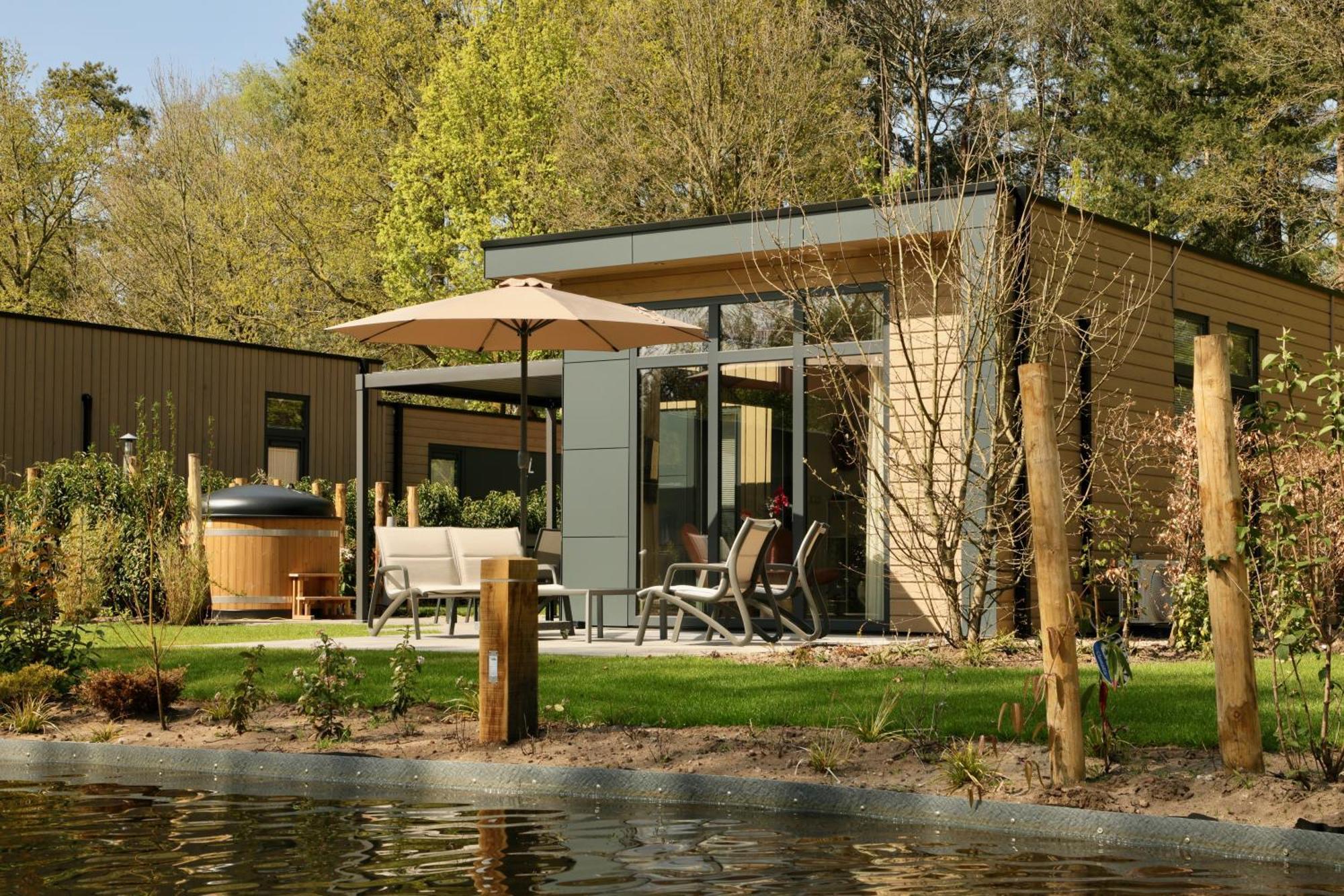 Veluwepark De Bosgraaf | Comfort Met Hottub Lieren Kültér fotó